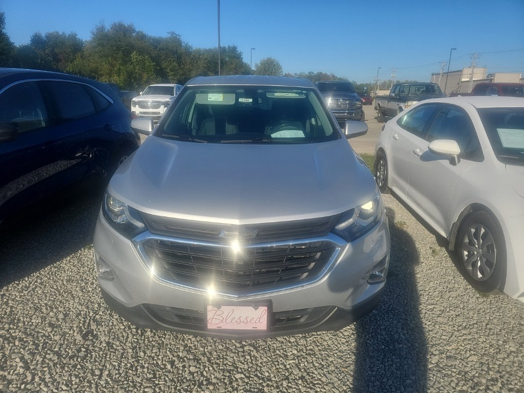 Used 2018 Chevrolet Equinox LT FWD image 2