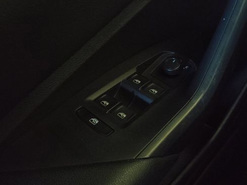 Used 2019 Volkswagen Jetta S FWD image 25