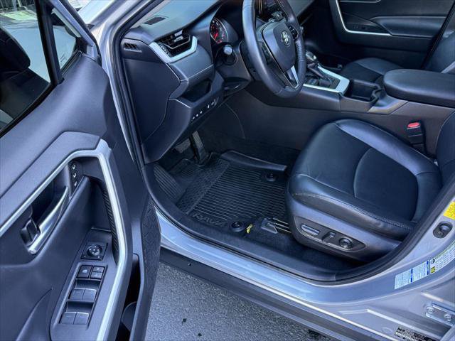 Certified 2022 Toyota RAV4 XLE Premium AWD/4WD image 12