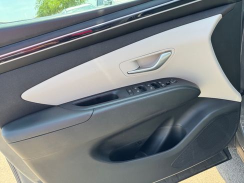 Used 2024 Hyundai Tucson SEL w/ Convenience Package FWD image 11