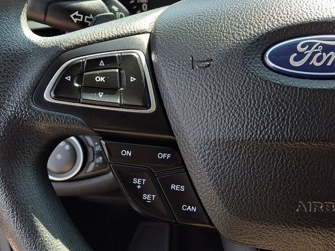 Used 2017 Ford Escape SE FWD image 24