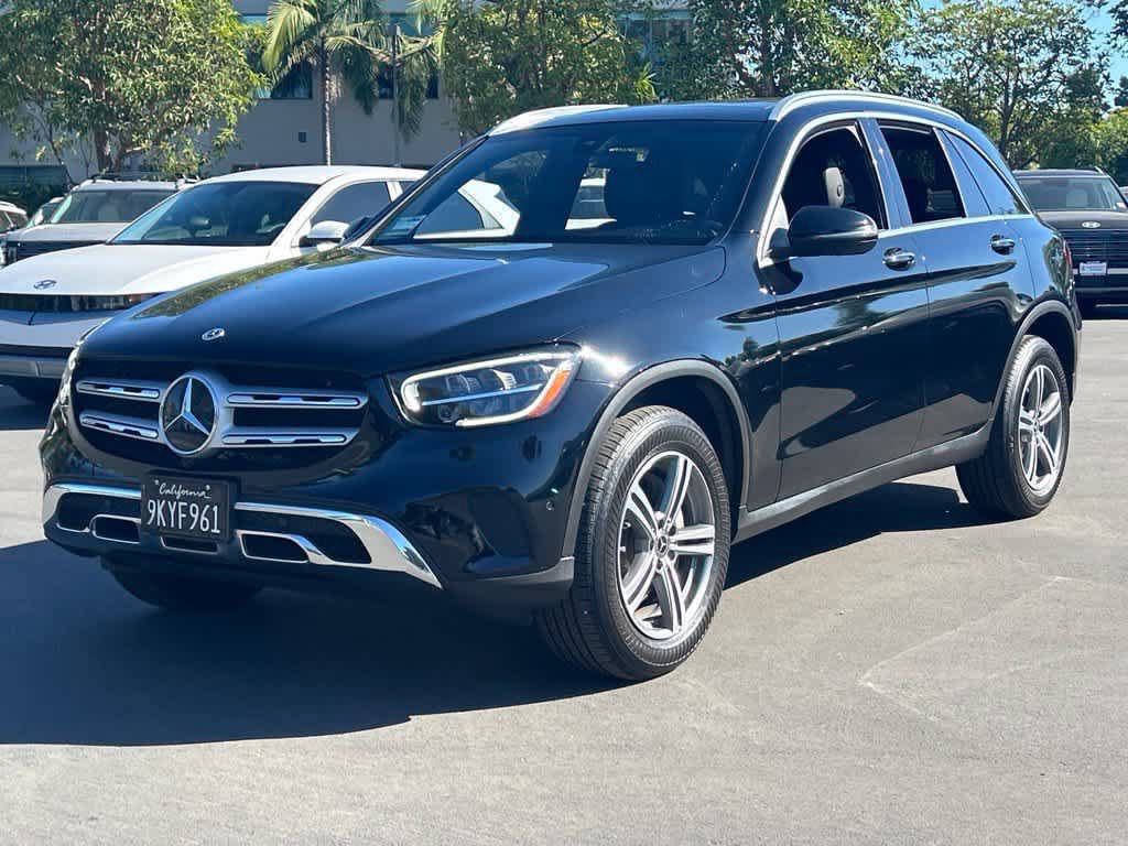Used 2021 Mercedes-Benz GLC 300 4MATIC image 3