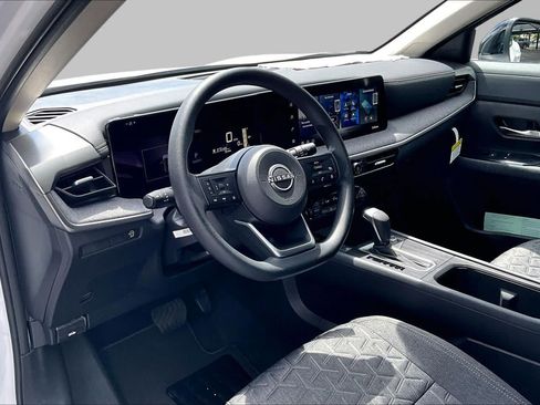 New 2026 Nissan Kicks SV w/ Cold Weather Package FWD image 8