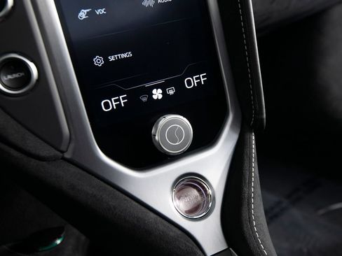 Used 2024 McLaren 750S Spider RWD image 23