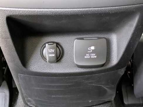 Used 2024 Hyundai Palisade Limited image 15