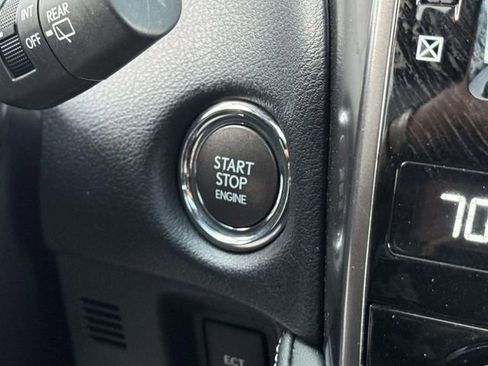 Used 2023 Lexus GX 460 w/ Black Line Special Edition AWD/4WD image 24