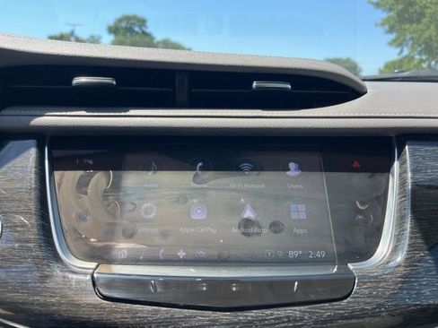 Used 2022 Cadillac XT6 Premium Luxury w/ Technology Package FWD image 25