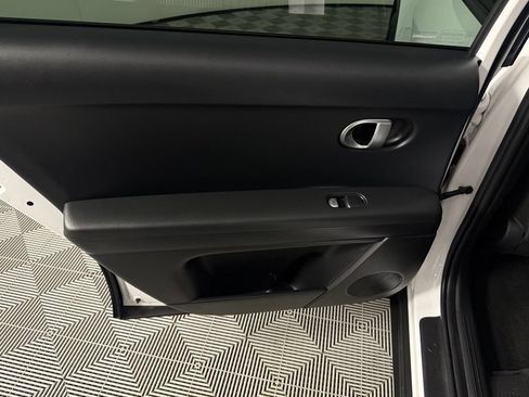 Used 2024 Hyundai Ioniq 5 SEL AWD/4WD image 29