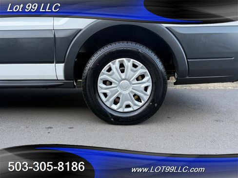 Used 2018 Ford Transit 150 XL image 61