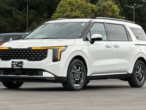 New 2026 Kia Carnival SX image 8