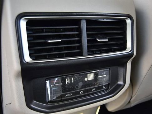 New 2026 Volkswagen Atlas SEL Premium R-Line image 23