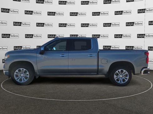 Used 2023 Chevrolet Silverado 1500 LTZ image 3