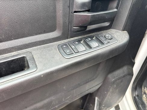 Used 2017 RAM 3500 Tradesman w/ Chrome Appearance Group AWD/4WD image 24