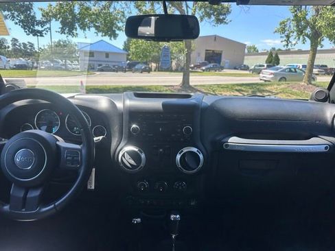 Used 2013 Jeep Wrangler Sahara w/ Connectivity Group AWD/4WD image 23