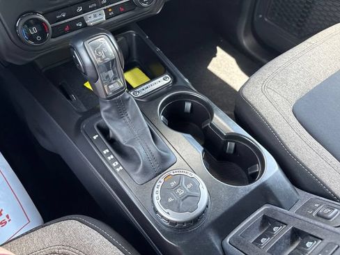 Used 2025 Ford Bronco Big Bend AWD/4WD image 17