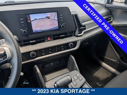 Used 2023 Kia Sportage LX AWD/4WD image 31