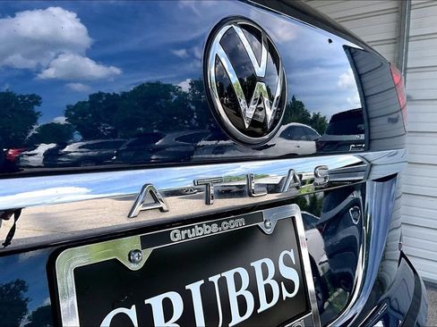 Used 2021 Volkswagen Atlas Cross Sport SEL w/ Cross Sport MDO Package AWD/4WD image 43