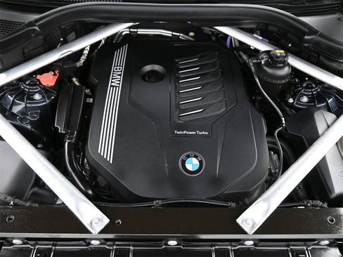 Used 2021 BMW X5 sDrive40i w/ Premium Package image 23