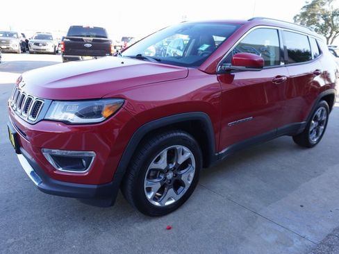 Used 2018 Jeep Compass Limited w/ Navigation Group image 3