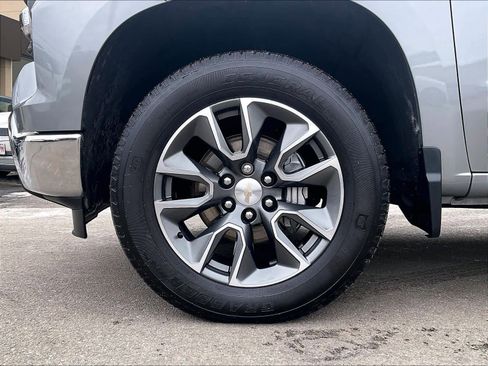 Used 2023 Chevrolet Silverado 1500 LT image 7
