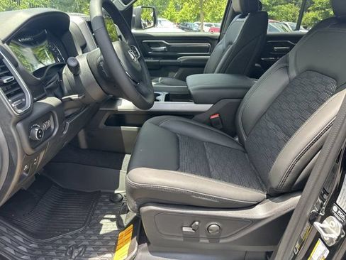 New 2026 RAM 1500 4x4 Crew Cab image 9