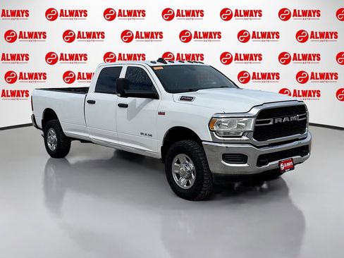 Used 2022 RAM 2500 Tradesman w/ Chrome Appearance Group image 3