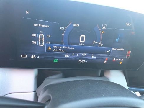 Used 2024 Chevrolet Equinox EV LT FWD image 36