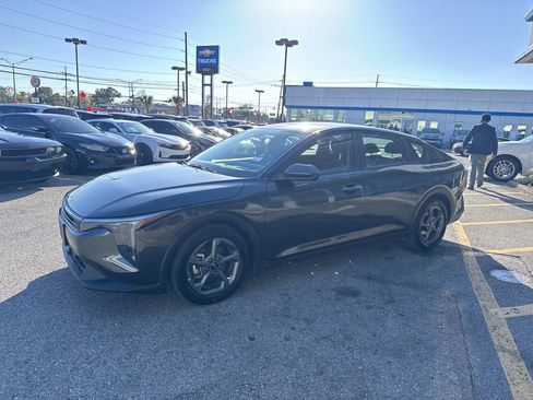 Used 2025 Kia K4 image 4