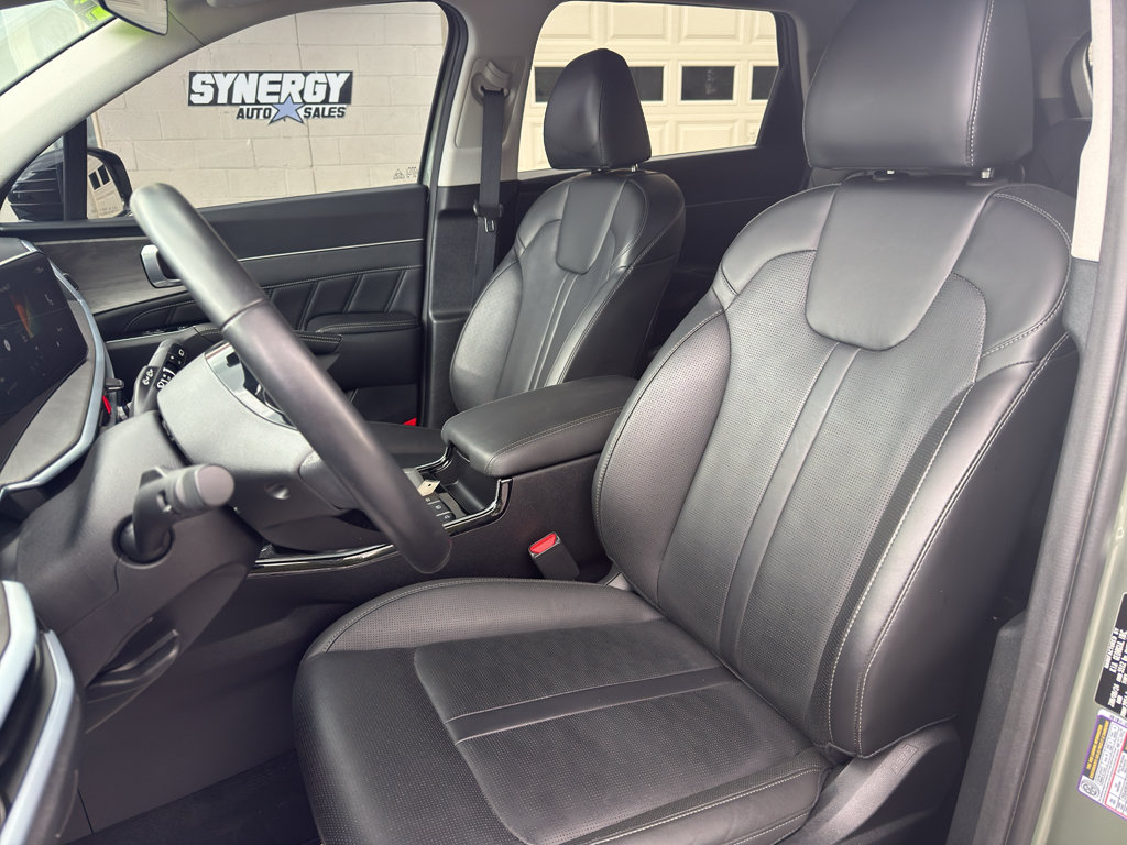 Used 2024 Kia Sorento SX AWD/4WD image 10