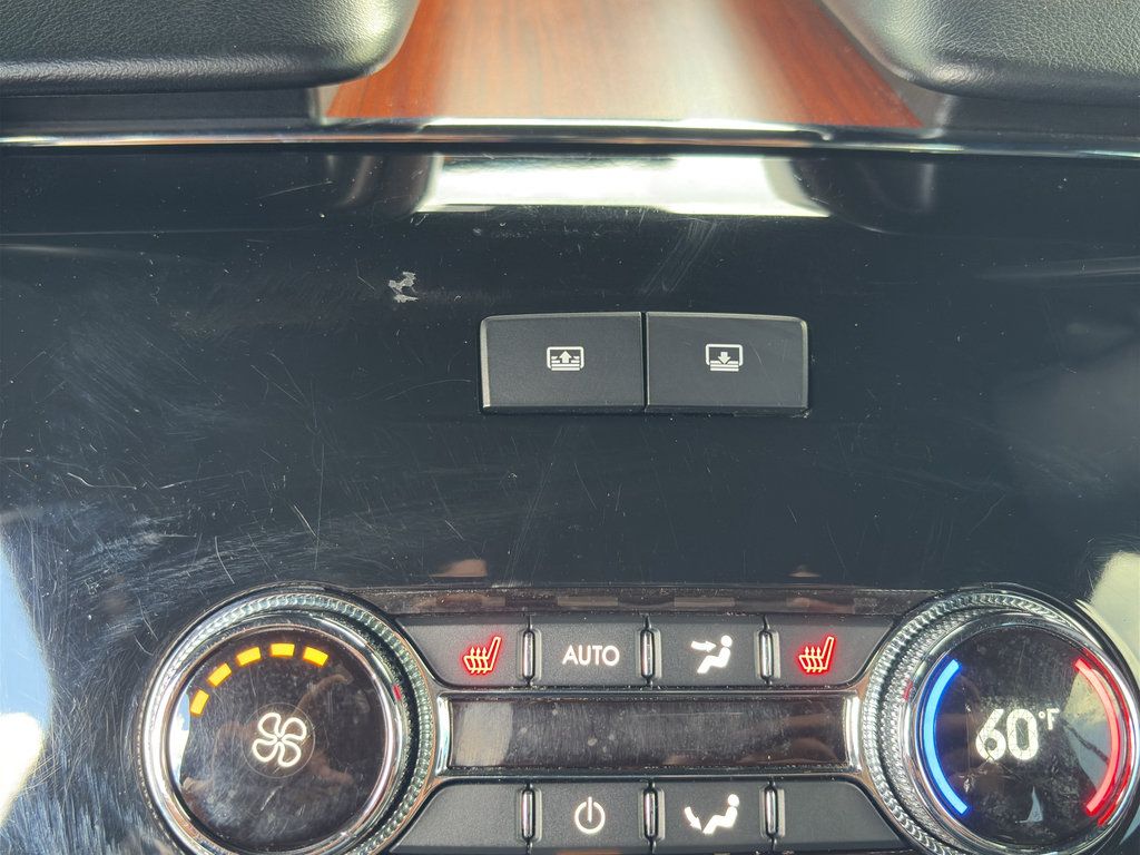 Used 2019 Lincoln Navigator Reserve w/ Cargo Package AWD/4WD image 23