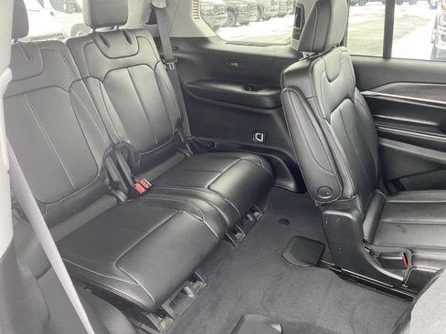 Used 2023 Jeep Grand Cherokee L Limited image 28