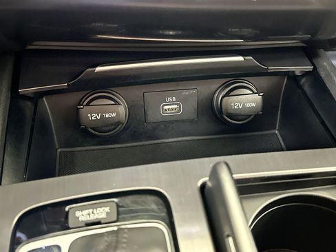 Used 2020 Genesis G80 3.8 image 26