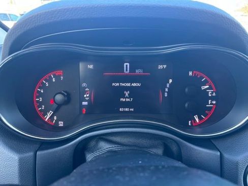 Used 2018 Dodge Durango GT image 27