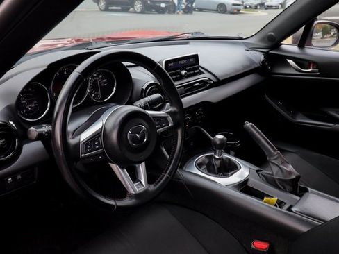 Used 2016 MAZDA MX-5 Miata Sport image 35