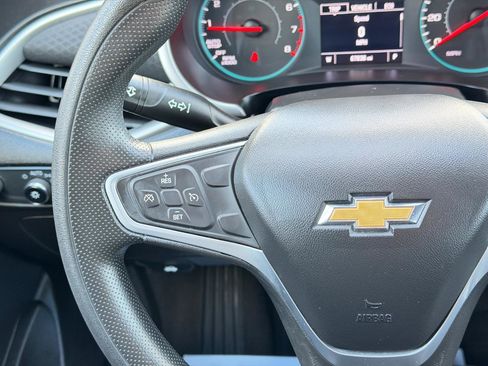 Used 2022 Chevrolet Malibu LT image 61