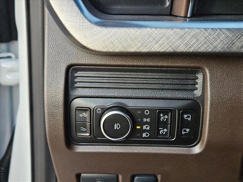 New 2026 Ford F350 King Ranch w/ Chrome Package image 17