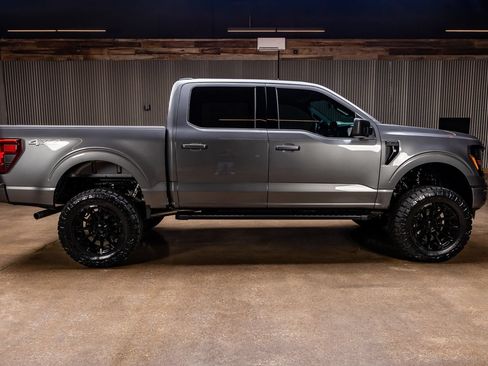 Used 2026 Ford F150 XLT w/ XLT Black Appearance Package AWD/4WD image 11