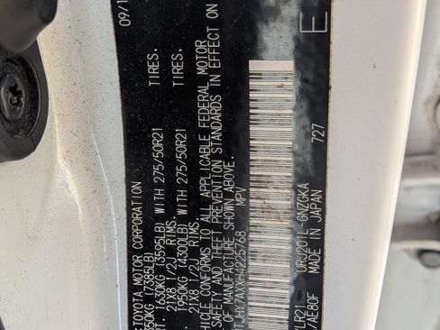 Used 2017 Lexus LX 570 4WD image 19