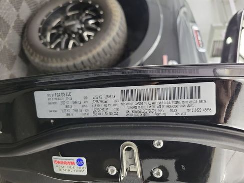 Used 2019 RAM 3500 Laramie image 15