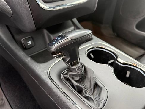 Used 2020 Dodge Durango R/T w/ Blacktop Package AWD/4WD image 21