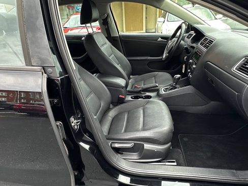 Used 2012 Volkswagen Jetta SE FWD image 10