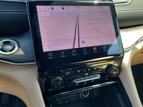 New 2025 Jeep Grand Cherokee L Limited w/ Luxury Tech Group II image 27