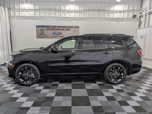 Used 2024 Dodge Durango GT AWD/4WD image 2