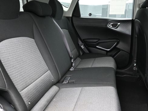 Used 2020 Kia Soul S image 24