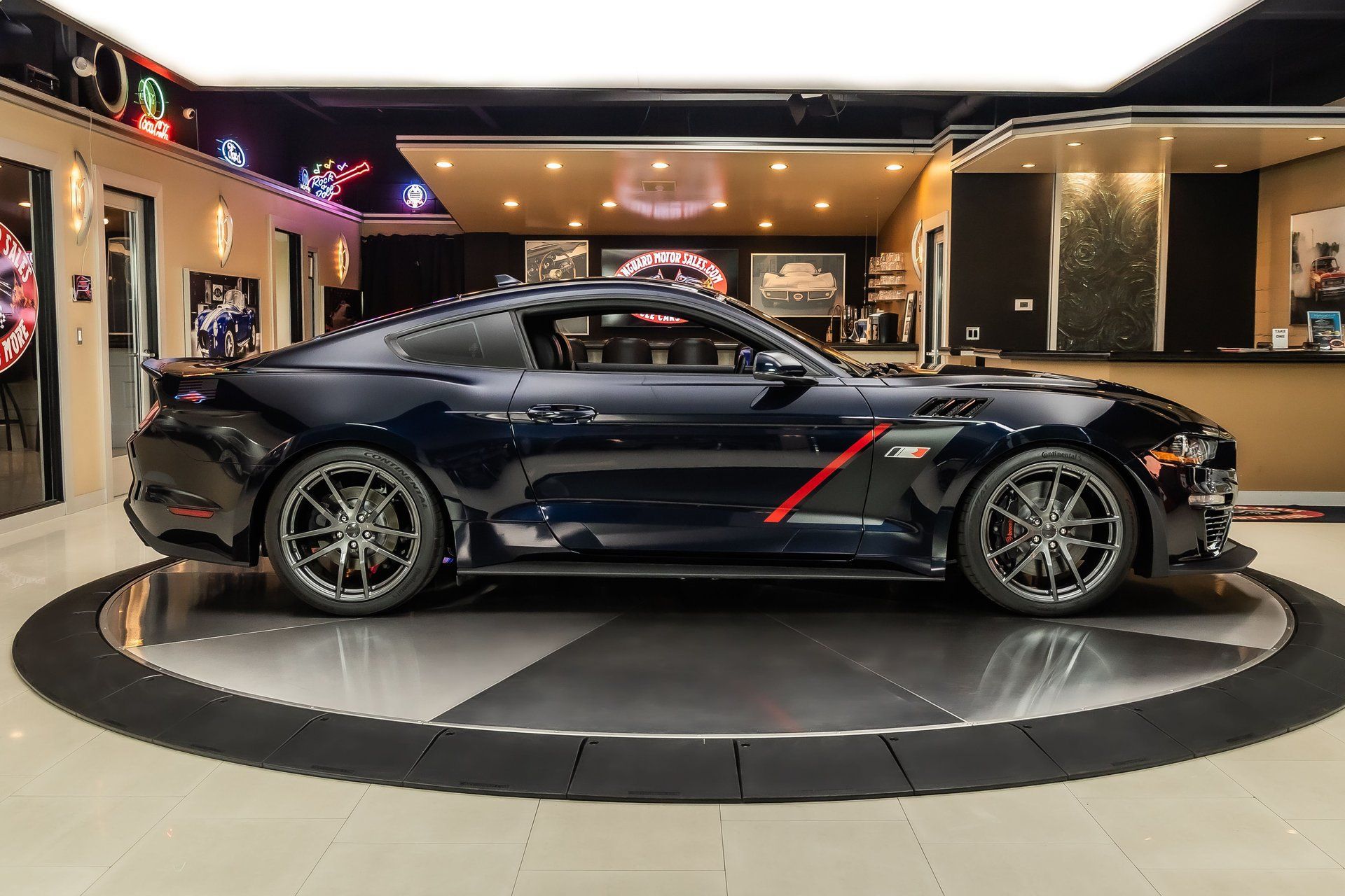 Used 2021 Ford Mustang GT Premium w/ GT Performance Package RWD image 11