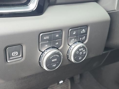 Used 2025 GMC Sierra 1500 Denali image 28