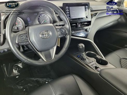 Used 2022 Toyota Camry SE image 30