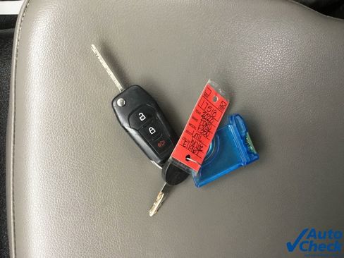 Used 2020 Ford F350 XL w/ Power Equipment Group image 41