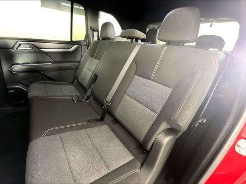 Used 2025 GMC Acadia Elevation w/ LPO, Floor Liner Package image 35