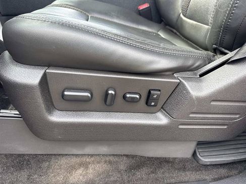 Used 2014 Ford F150 Raptor w/ Equipment Group 801A Luxury AWD/4WD image 36